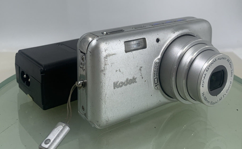 Vintage Kodak EasyShare V1003 Digital Cameras SILVER WITH CHARGER TESTED - 360