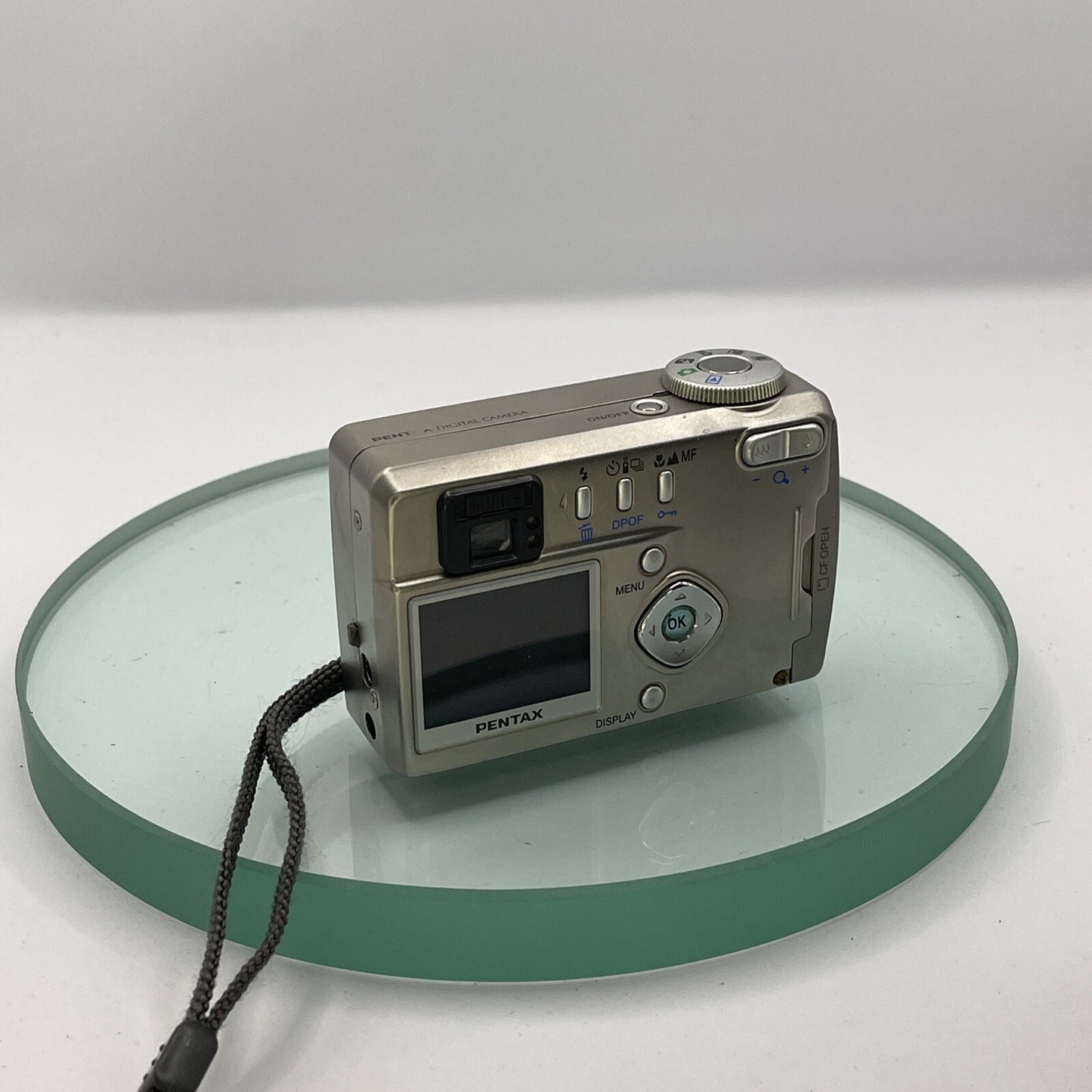 Pentax Optio 330 Camera 3.34 Megapixel 3x Zoom - 7.6mm-22.8mm Silver Charger #113