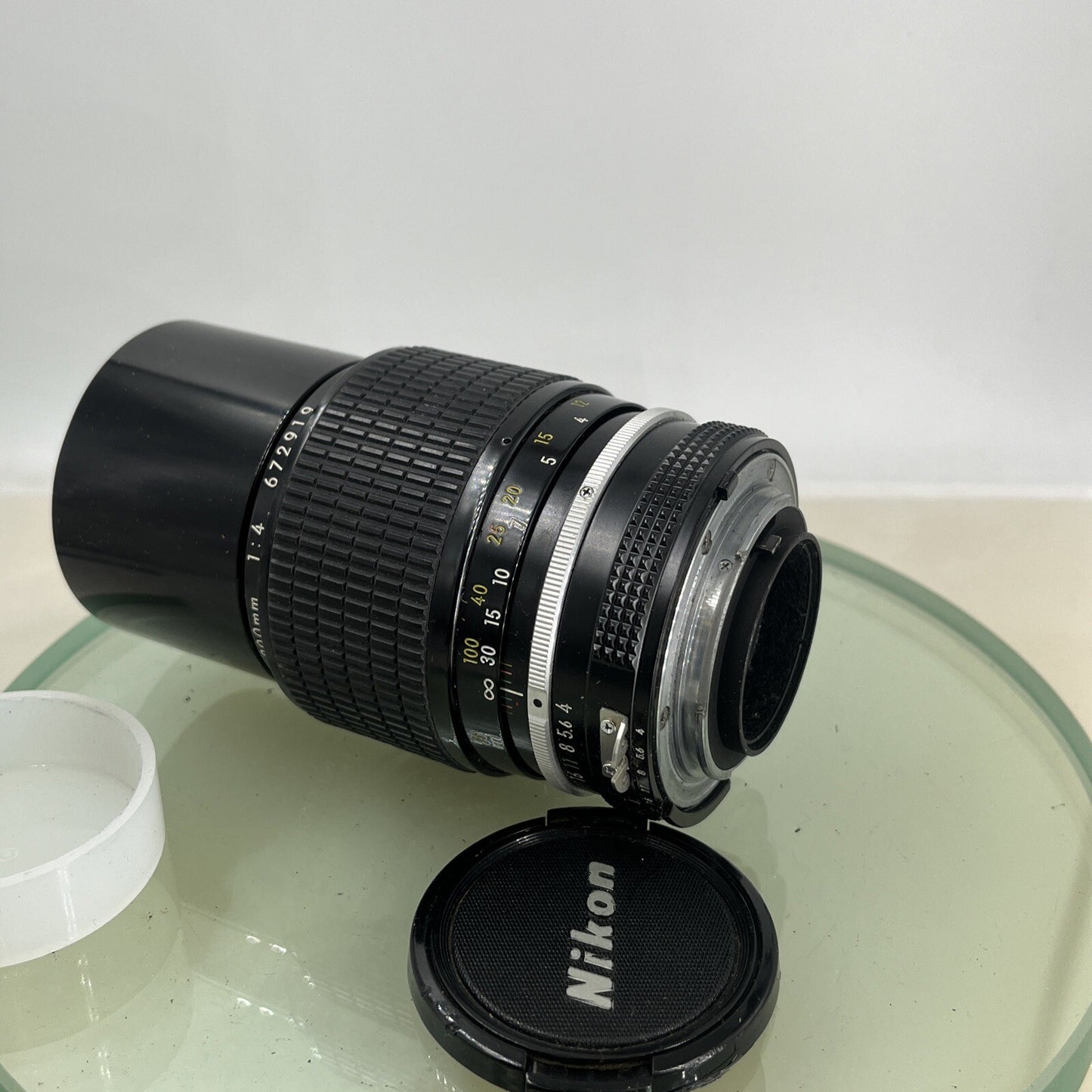 Nikon Nikkor 200mm 1:4 AiS LENS, CLEAN WITH CAPS, SERIAL: 672919    #4603