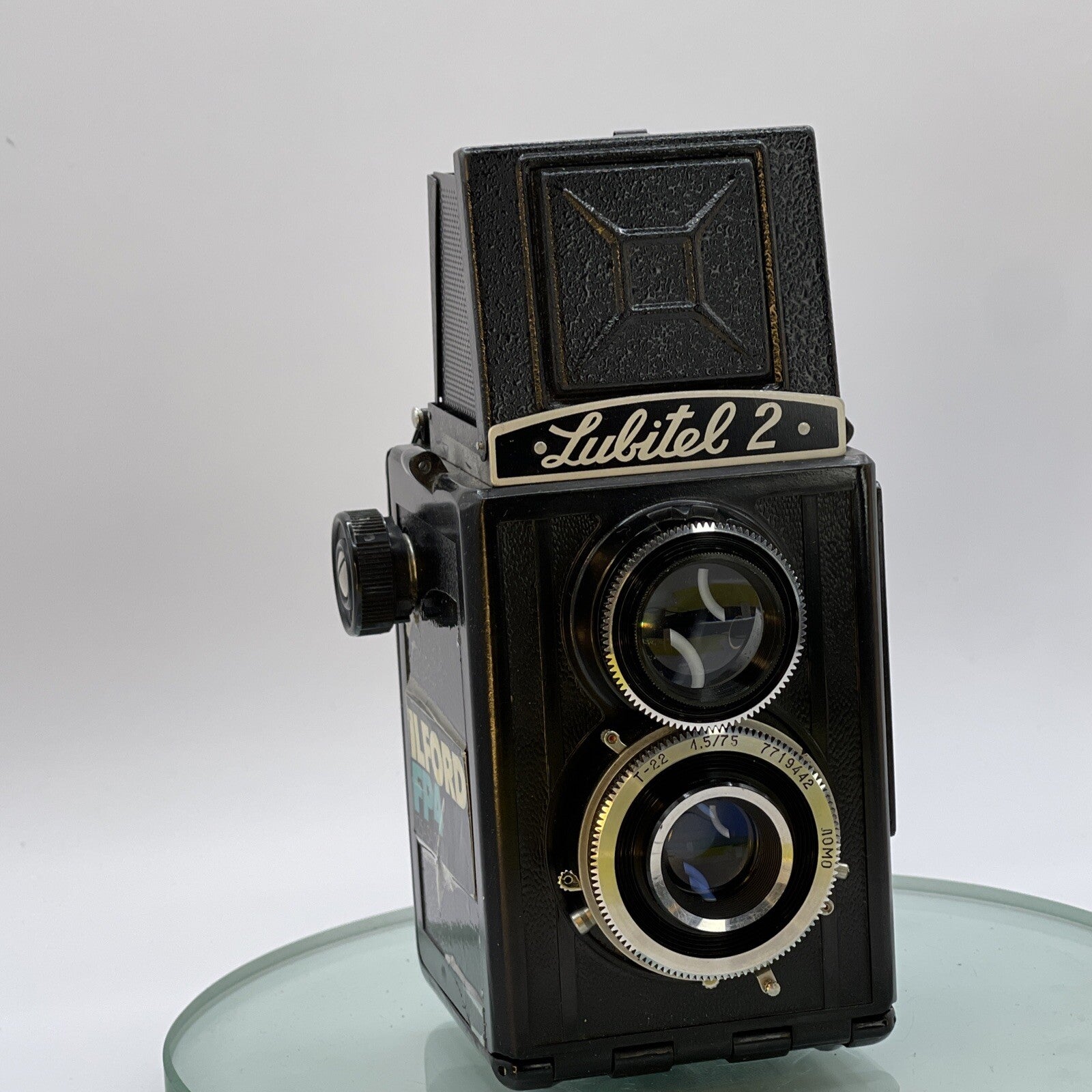 Vintage LUBITEL 2 Twin Lense Reflex (TLR) Camera with Black, Case, Vintage #2778