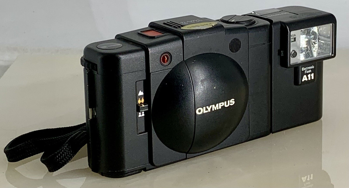 OLYMPUS XA2 Compact Camera 35mm Flash A11 D.ZUIKO 35mm f3.5 TESTED , mju 690