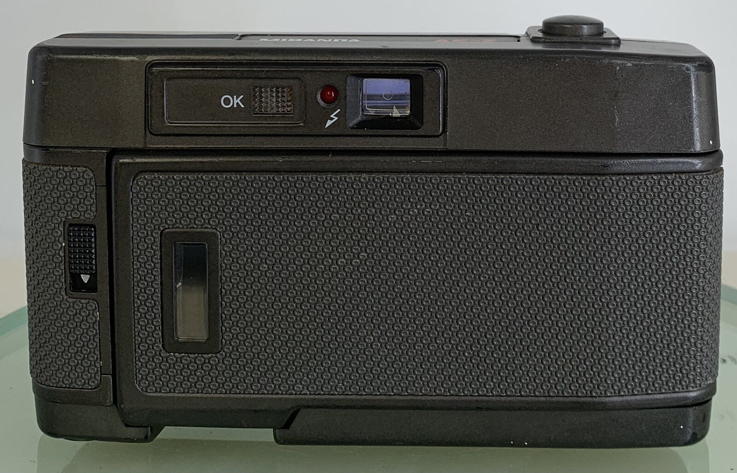 Miranda AE-Z Auto Focus + Auto Flash DX f4.5 34mm Camera + Tested - 7564