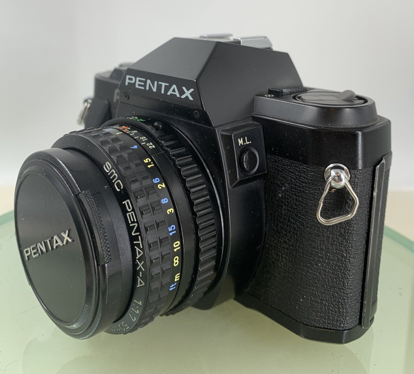 PENTAX P30 50mm DIGITAL SLR with COSINA Zoom lens BLACK WITH BAG - TESTED - 9373