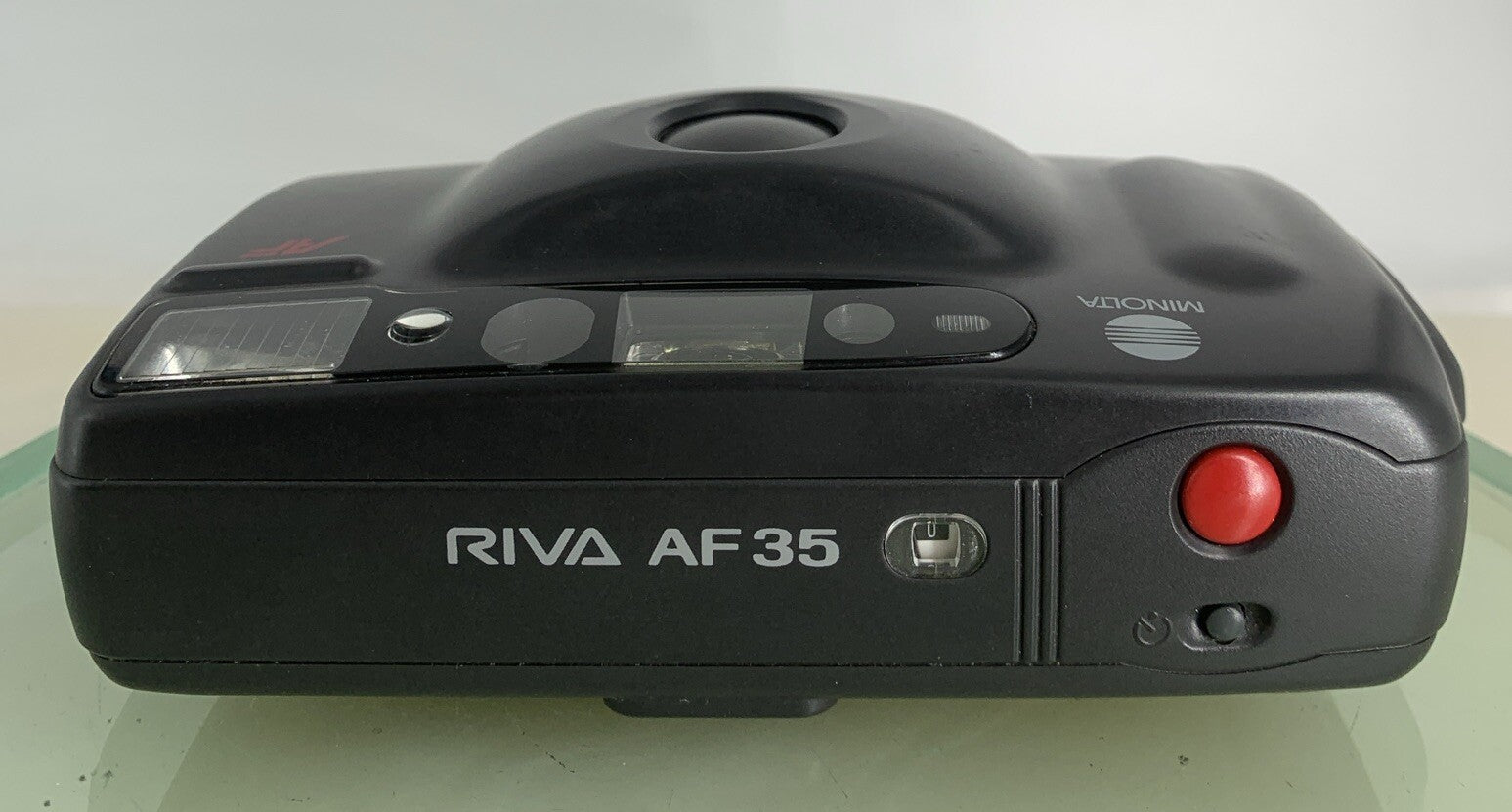 Minolta RIVA AF 35 POINT AND SHOOT FILM CAMERA BLACK NO BATTERY - TESTED - 7198