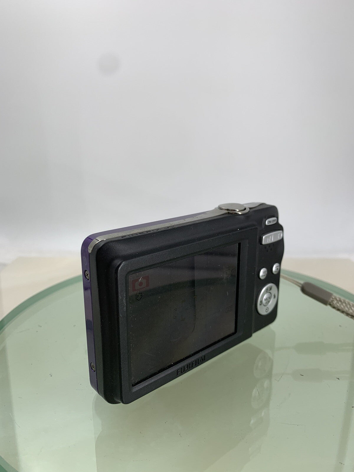 Fujifilm COMPACT Digital Camera FinePix JV300 14.0MP PURPLE + WIRE TESTED - 7845