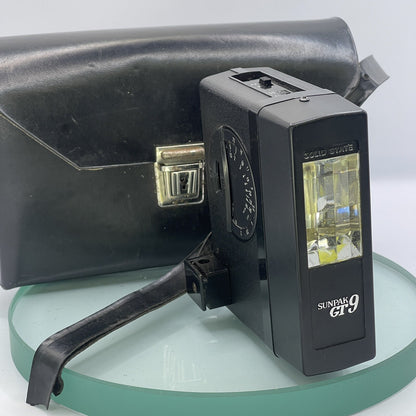 GT9 electronic flash solid state Cased, Tested #7410