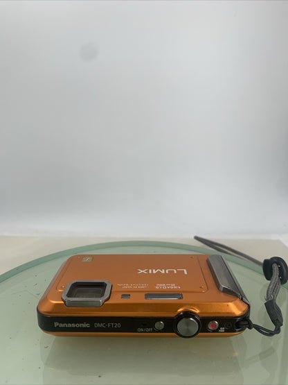 Panasonic Lumix DMC-FT20 Waterproof ORANGE Camera WITH CHARGER TESTED - 347