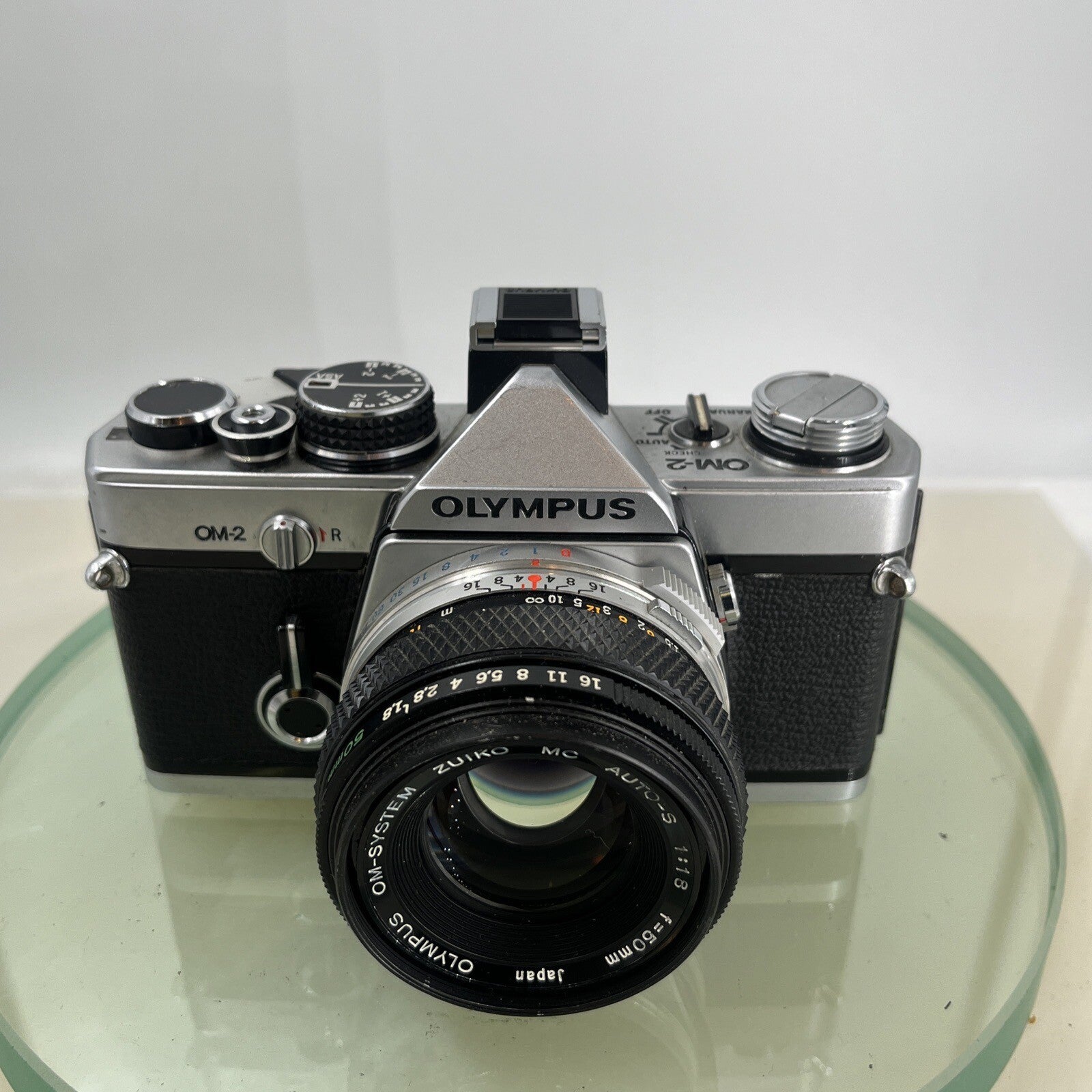 Olympus OM-2 35mm SLR camera body & Hotshoe 2 50mm 1:1.8 TESTED  #88410