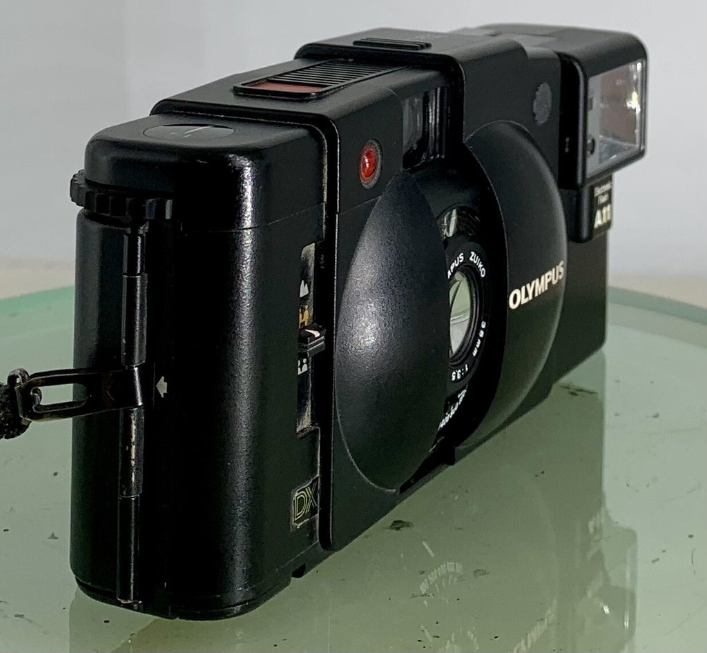 Olympus XA 3 DX 35mm Film Camera with Zuiko 35mm F/3.5 Lens -Excellent TESTED3662