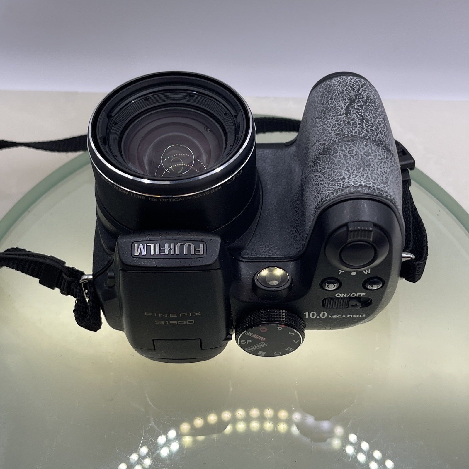 FujiFilm FinePix S1500 10MP 12x Zoom Mini SLR Style Bridge Camera Tested #7497