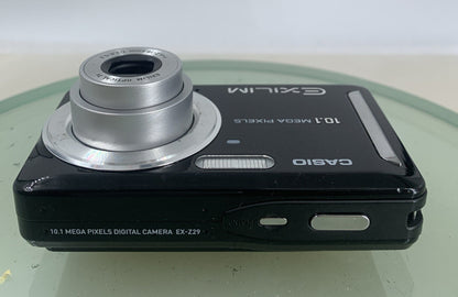Casio Exilim EX-Z29 BLACK Digital Camera WITH CHARGER NO CARD TESTED - 2397