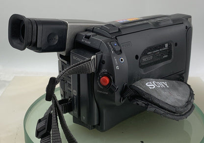 Sony CCD-TRV48E Camcorder Video Camera Recorder  GREY WITH BAG - TESTED - 2292