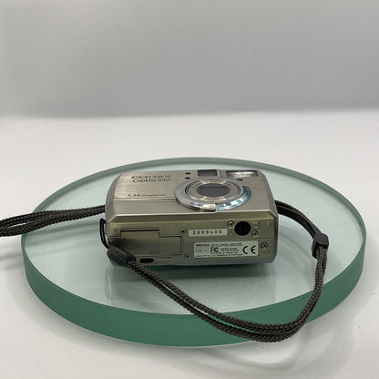 Pentax Optio 330 Camera 3.34 Megapixel 3x Zoom - 7.6mm-22.8mm Silver Charger #116