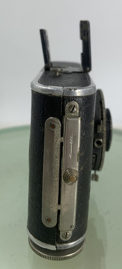 Kochmann Korelle 3x4 Folding Camera with Meyer Gorlitz 5cm F3.5  c.1931  #3157