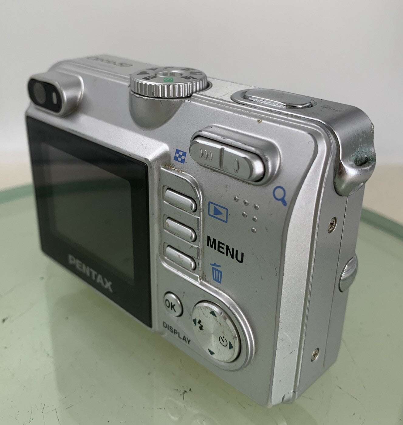 Pentax Optio 50L 5.0MP Digital Camera - Silver NO CHARGER NO CARD TESTED - 316