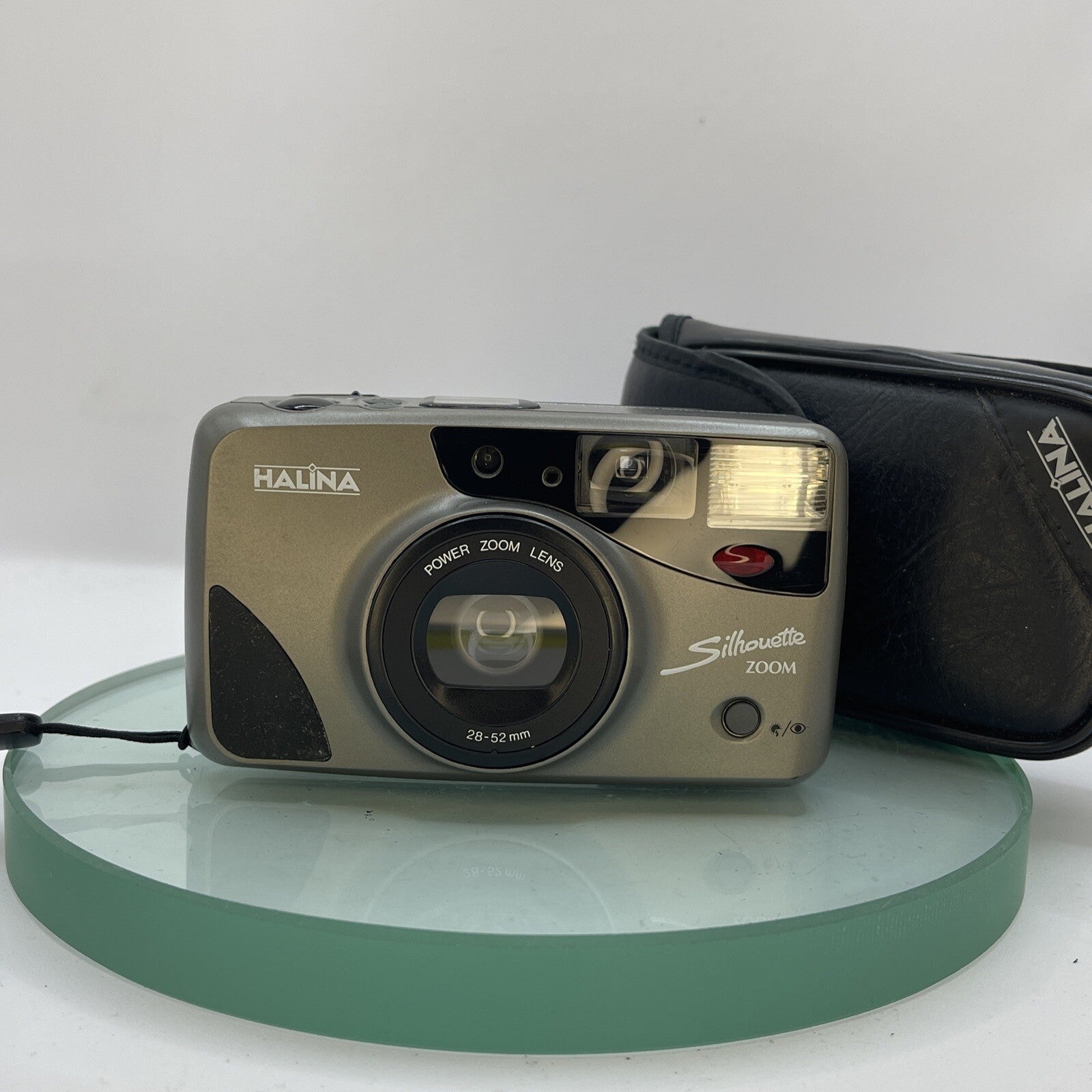Halina Silhouette 35mm Camera w/ Power Zoom Lens Film 28-52mm DX#1821