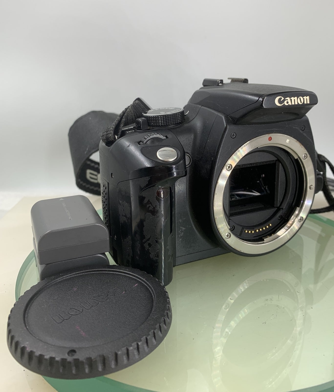 Canon EOS 350D Digital SLR Camera + Battery Screen Damage - TESTED - 9800