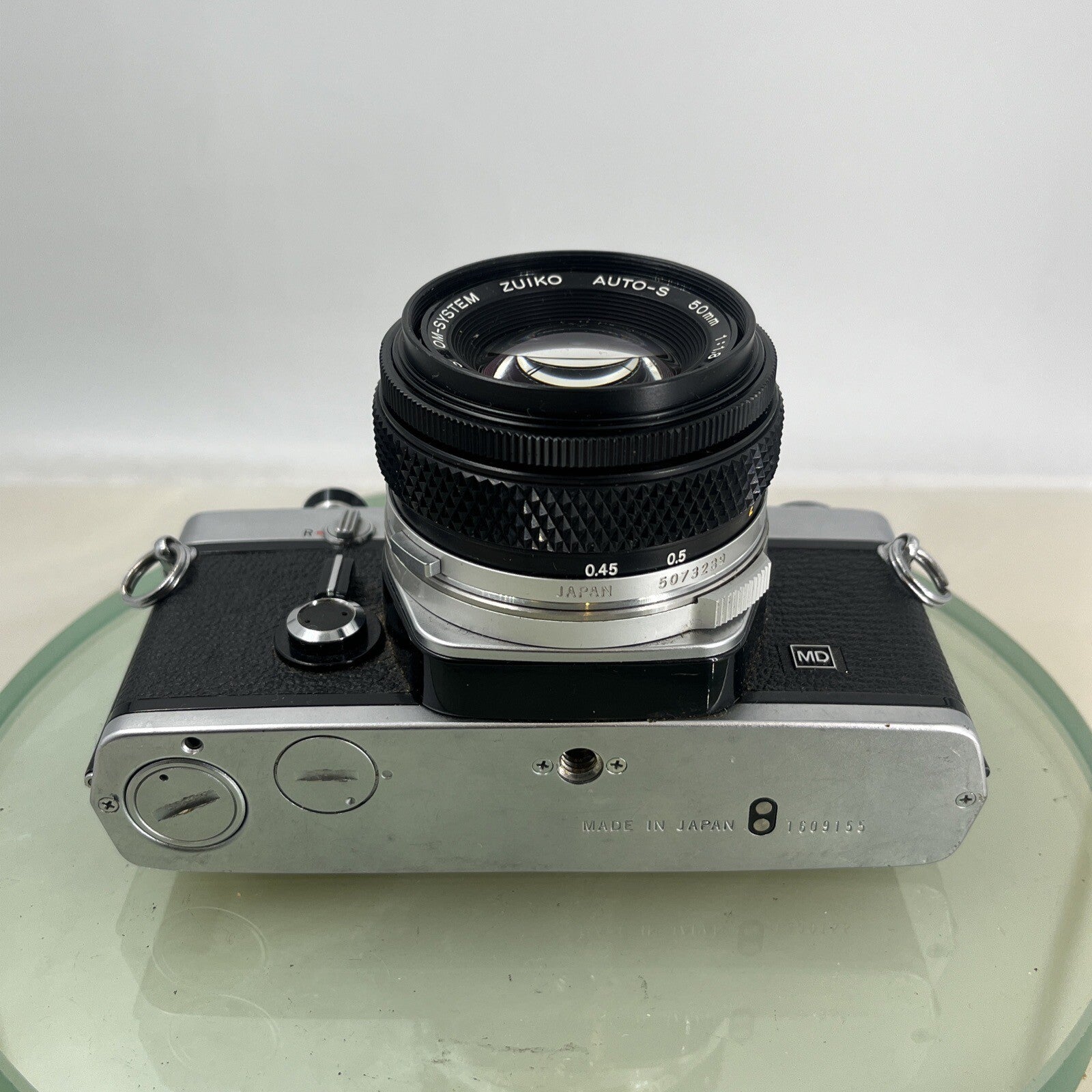 Olympus OM-1 MD 35mm SLR Film Camera &  Olympus ZUIKO  50mm f1.8 Lens- TESTED8885
