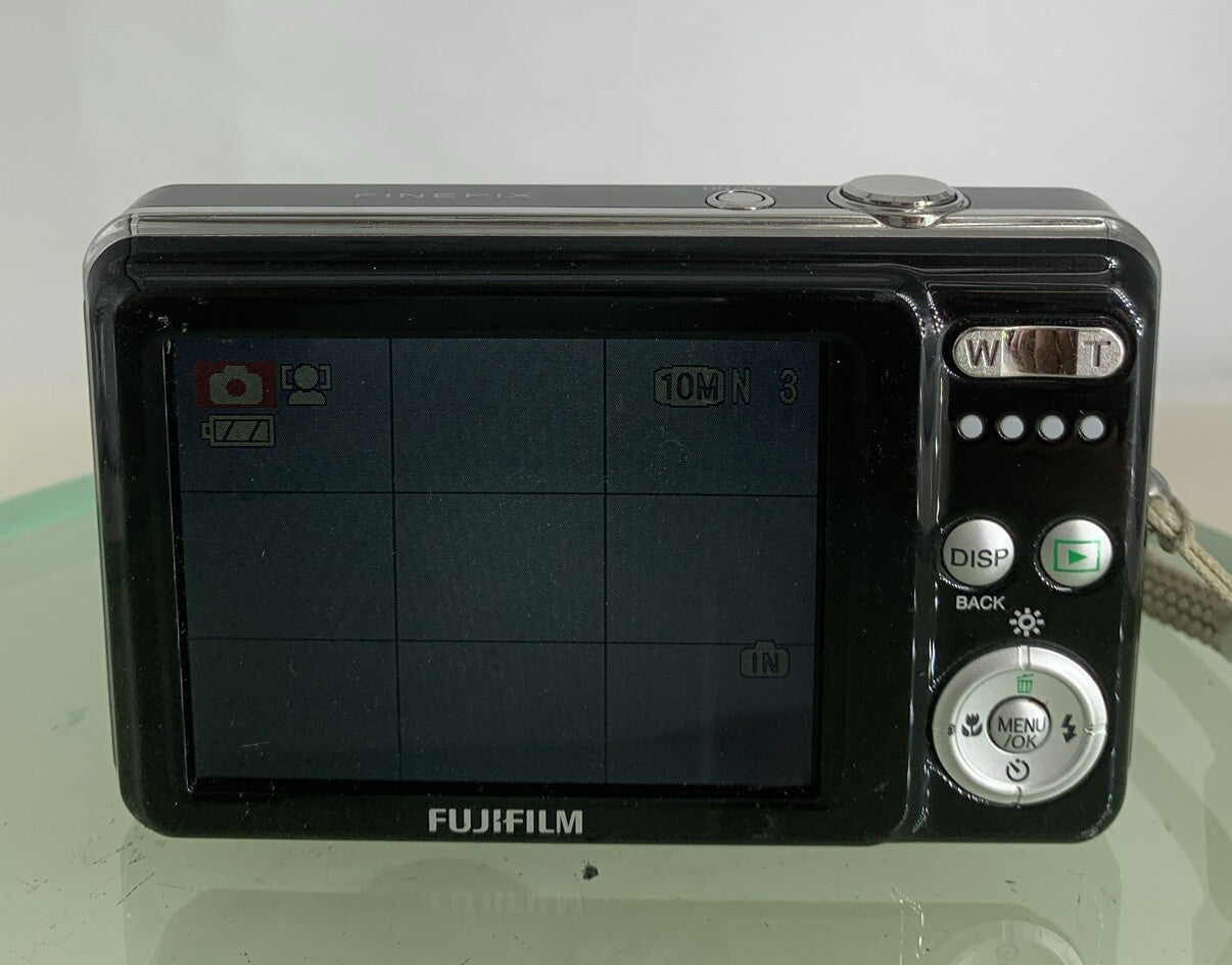 Fujifilm Digital Camera FinePix J29 12.2MP + CHARGER + 2GB CARD TESTED - 9875