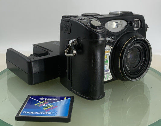 Nikon Digital Camera Coolpix 5400 5.1MP Tested 64MB CARD+ CHARGER TESTED - 7470