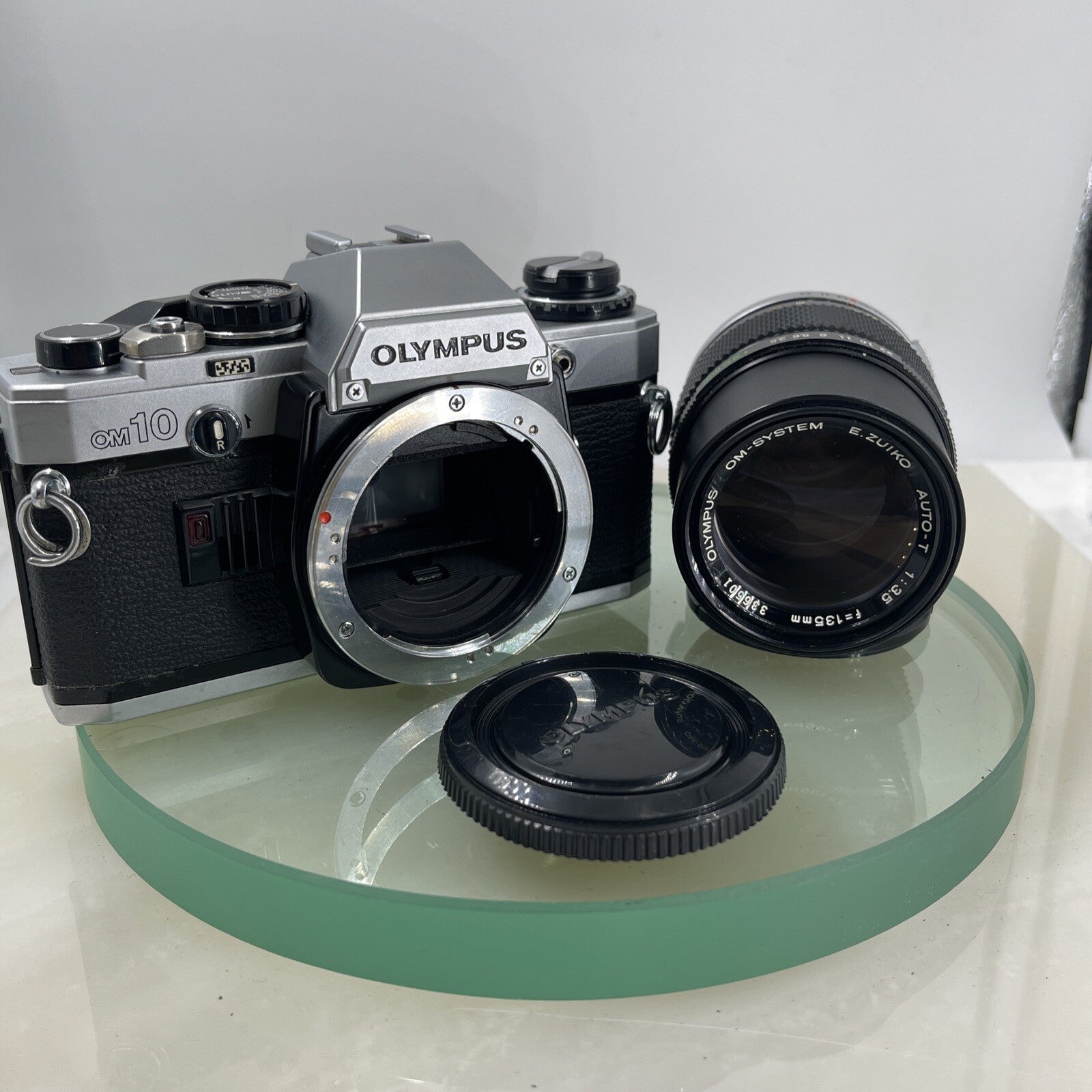 SERVICED Olympus OM10 35mm Film SLR Manual Camera + Olympus 135mm 1:3.5  MC #9270