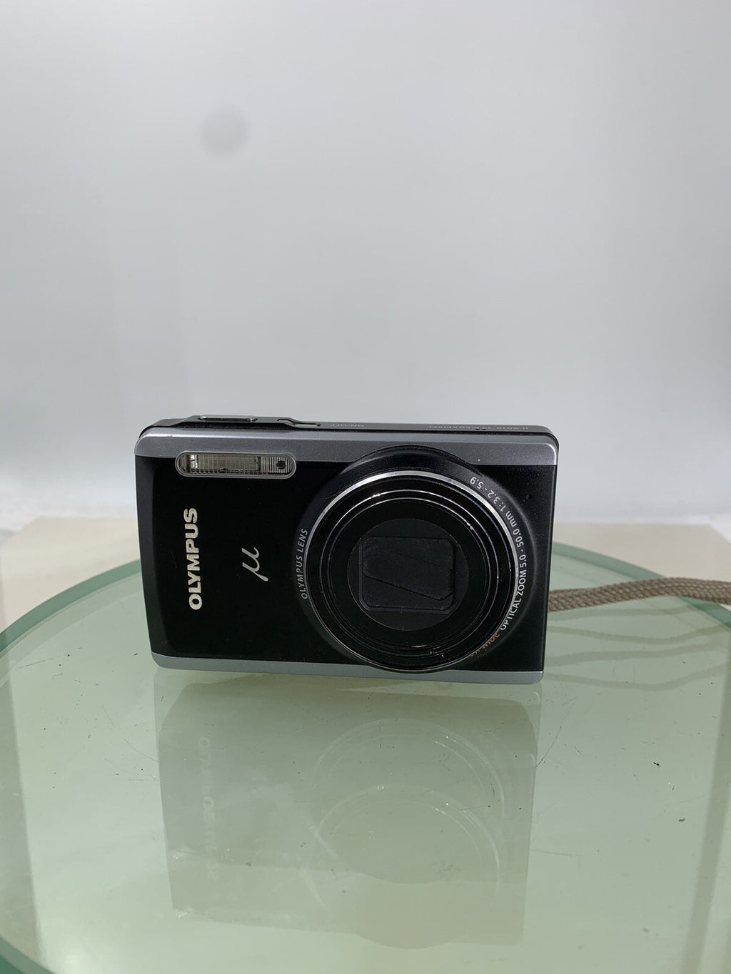 Olympus U-9010 COMPACT DIGITAL CAMERA BLACK + CHARGER + WIRE TESTED - 6961