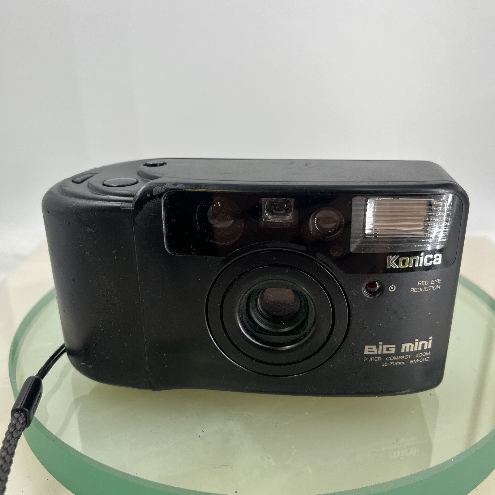 Konica Big Mini BM-311Z 35mm Film Point and Shoot Camera TURN ON BUT NOT WORK4122