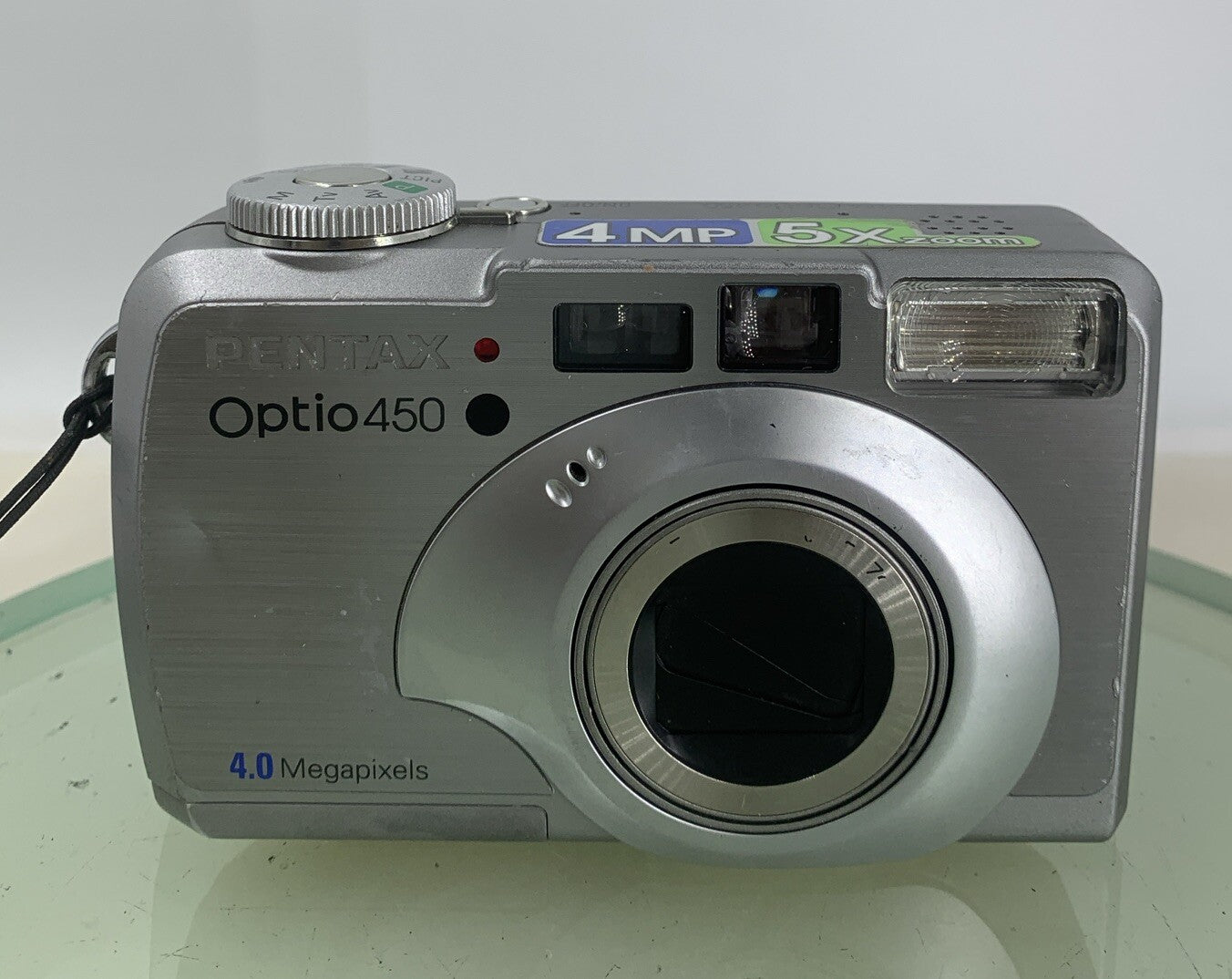 Pentax Optio 450 Digital Camera. 4.0MP, 5 x Zoom SILVER NO CARD TESTED - 4311