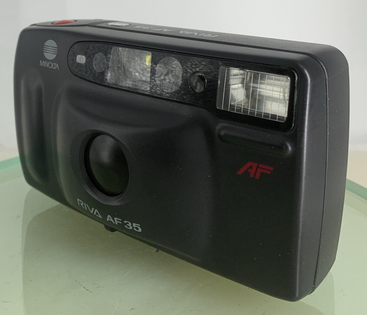 Minolta RIVA AF 35 POINT AND SHOOT FILM CAMERA BLACK NO BATTERY - TESTED - 7192