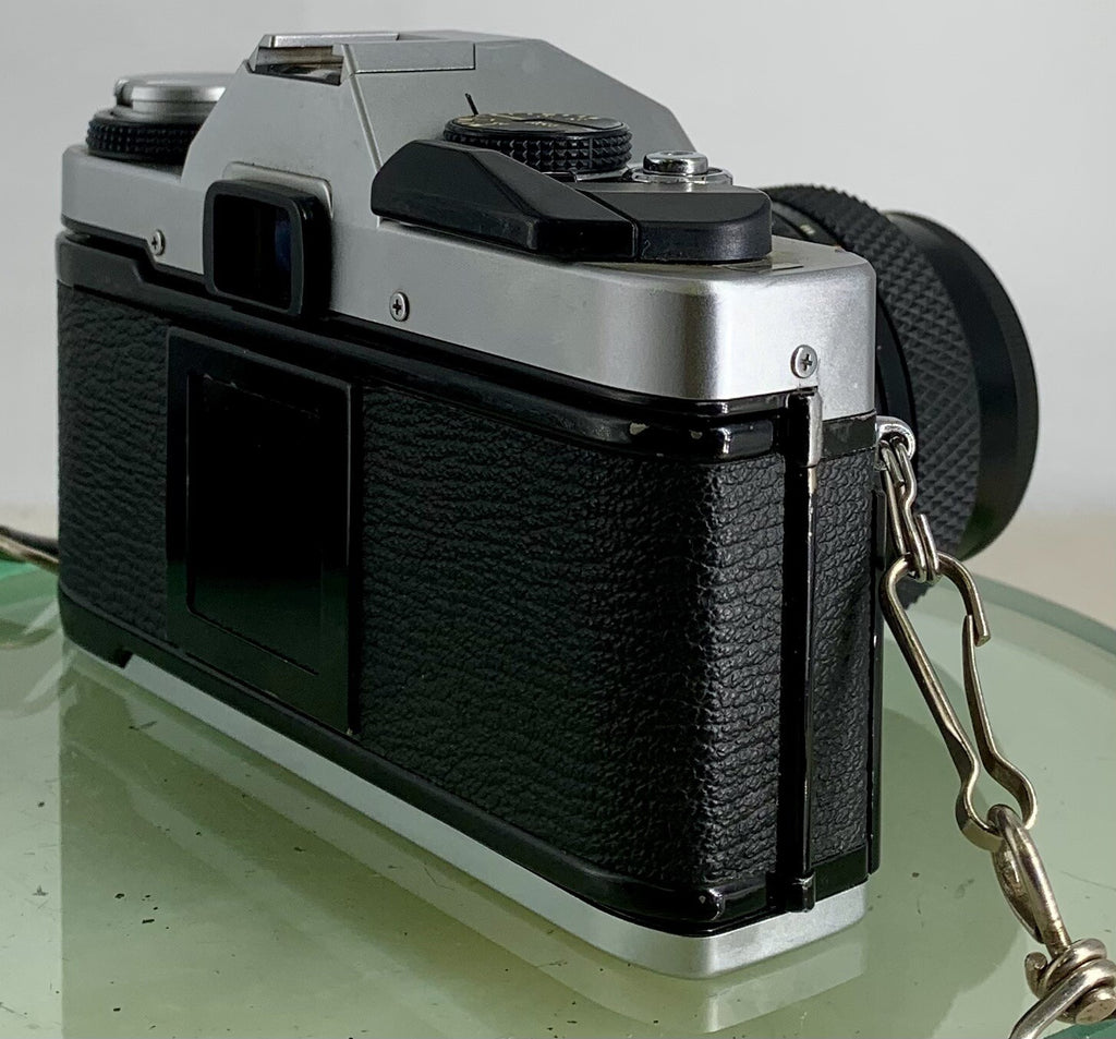 Olympus Om20 35mm slr film camera With 35-70mm f3.5-4.5 Boxed Olympus Lens, 2113