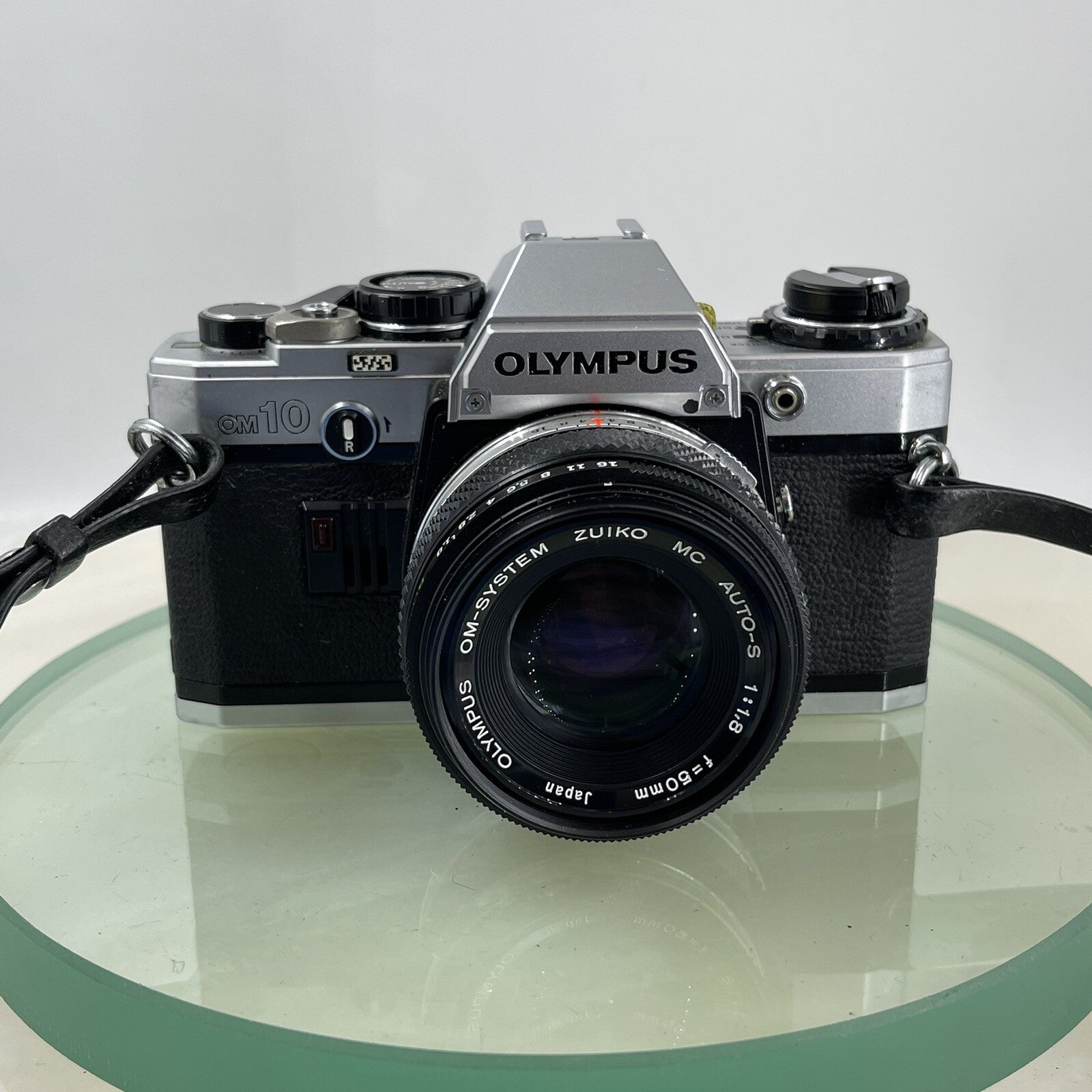 BOXED Olympus OM10 35mm SLR Film Camera with 50mm Lens + Leather Case+T20 FLASH+3