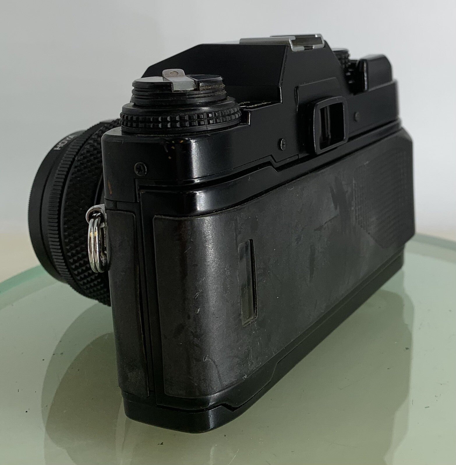 Olympus OM40 Program 35mm Film Camera + Olympus 50mm F/1.8 Zuiko Lens  #1905