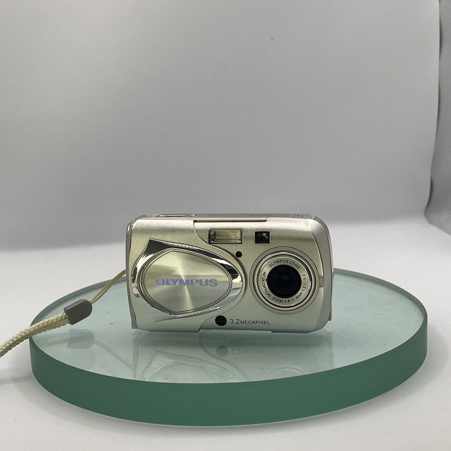 Olympus Mju 300 3.2MP Compact Digital Camera Silver Tested, Charger, Battery #971