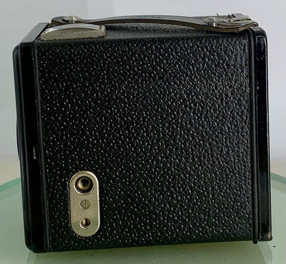 VINTAGE - KODAK - BROWNIE FLASH 2  BOX CAMERA-1950s-MADE IN ENGLAND+CASE#3494