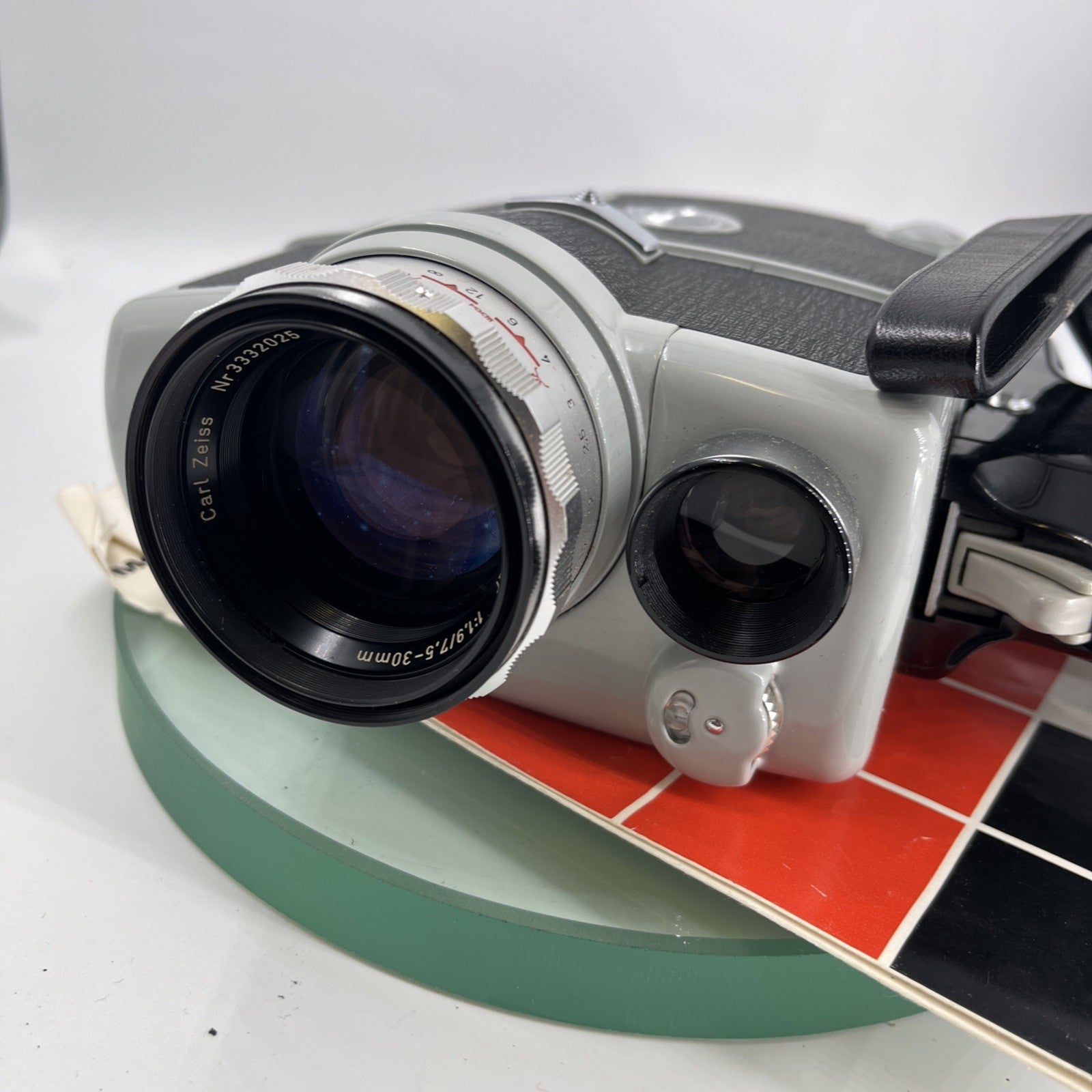Zeiss Ikon Moviflex Super Doppel 8 Filmkamera Carl Zeiss Vario-Sonnar 1.9/7.5-307