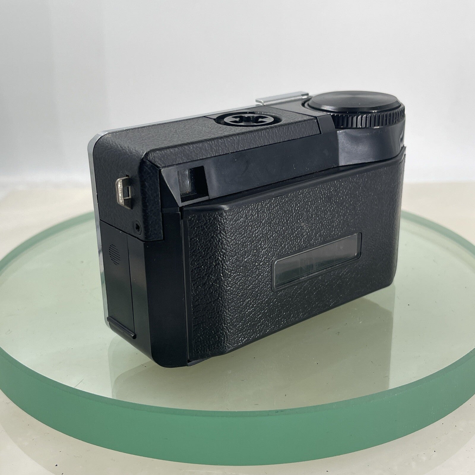 Kodak Instamatic 133 Camera With Leather Case - Very Good Condition #6943