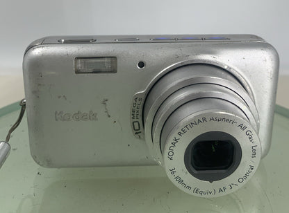 Vintage Kodak EasyShare V1003 Digital Cameras SILVER WITH CHARGER TESTED - 361