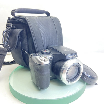 Fujifilm FinePix S Series S8000fd 8.0MP Digital Camera - Black, TESTED, Bag #8020