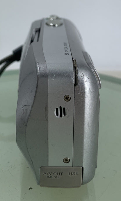 Olympus Digital Camera Camedia C-460 Zoom 4.0MP Silver WITH COVER Tested - 1013
