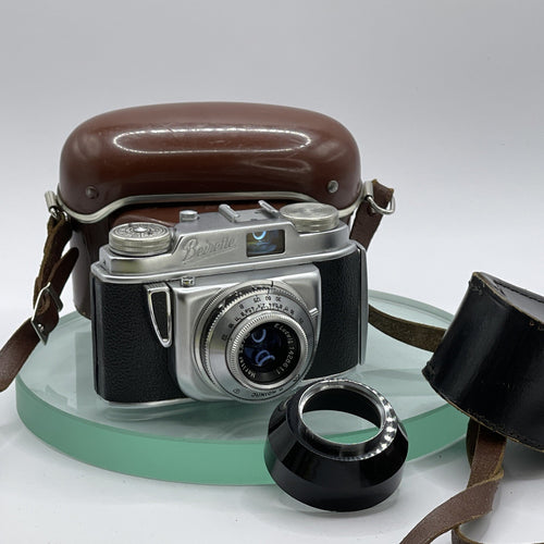 Beirette Junior II vintage film camera in original case - Great Condition - #6090