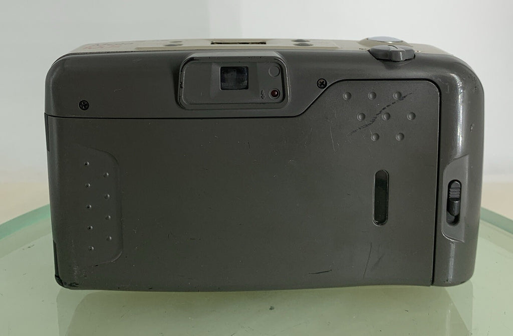 Vivitar MEGA 100S Point N Shoot 35mm CAMERA SILVER NO CHARGER TESTED - 5015