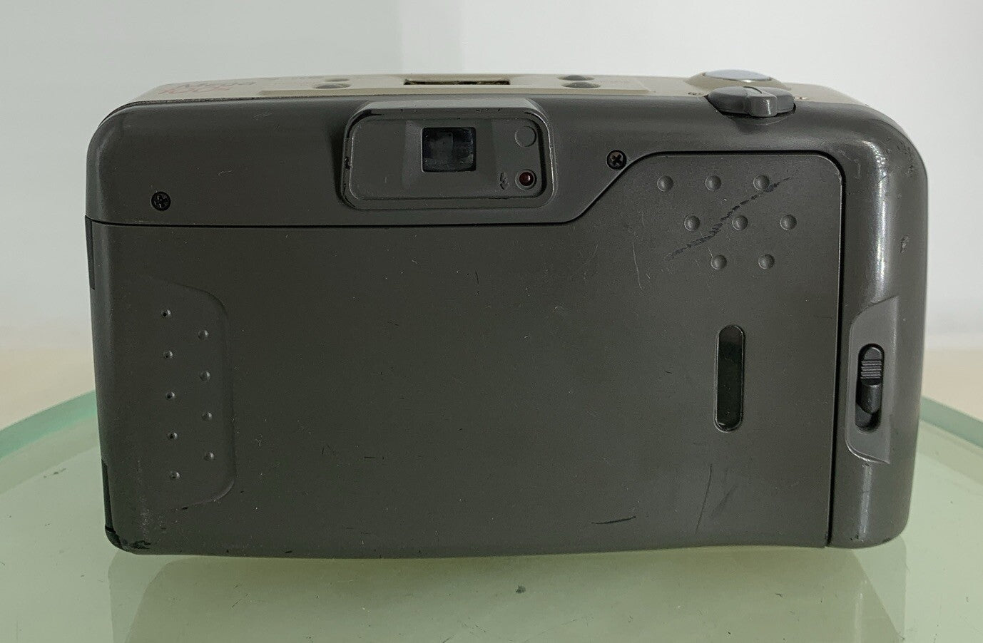 Vivitar MEGA 100S Point N Shoot 35mm CAMERA SILVER NO CHARGER TESTED - 5015