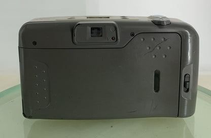 Vivitar MEGA 100S Point N Shoot 35mm CAMERA SILVER NO CHARGER TESTED - 5015