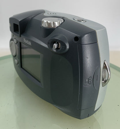 Kodak DX3600 ZOOM Digital Camera SILVER NO CARD NO CHARGER TESTED - 5696