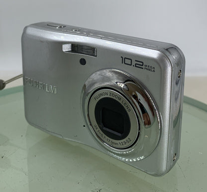 Fujifilm Finepix A170 10.2MP 3x Zoom Digital Camera Silver NO CARD TESTED - 4002