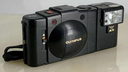 OLYMPUS XA2 Compact Camera 35mm Flash A11 D.ZUIKO 35mm f3.5 TESTED, mju 700
