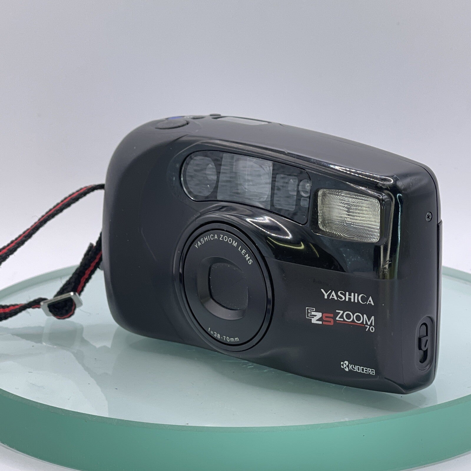 Yashica EZS Zoom 70 35mm Film Point Shoot Camera w/ 38-7. VGC, Works well 8282