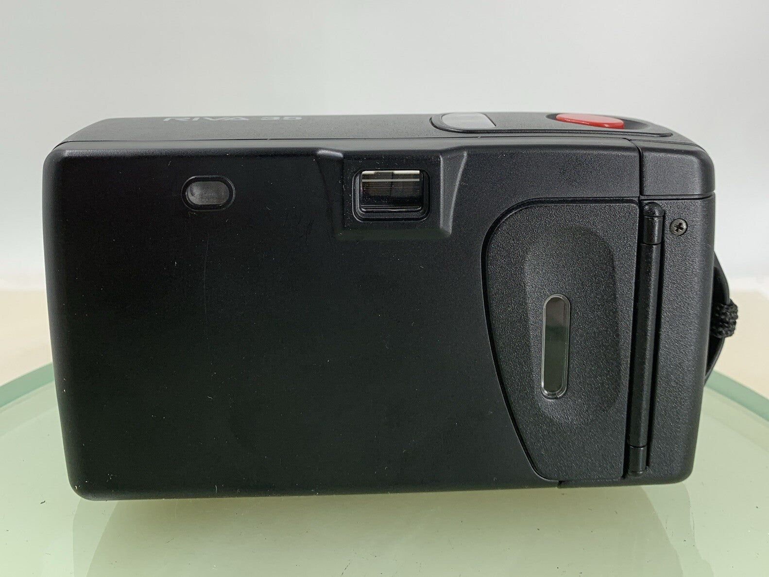 Minolta Riva 35 COMPACT POINT & SHOOT FILM CAMERA FOCUS FREEBLACK TESTED - 1655