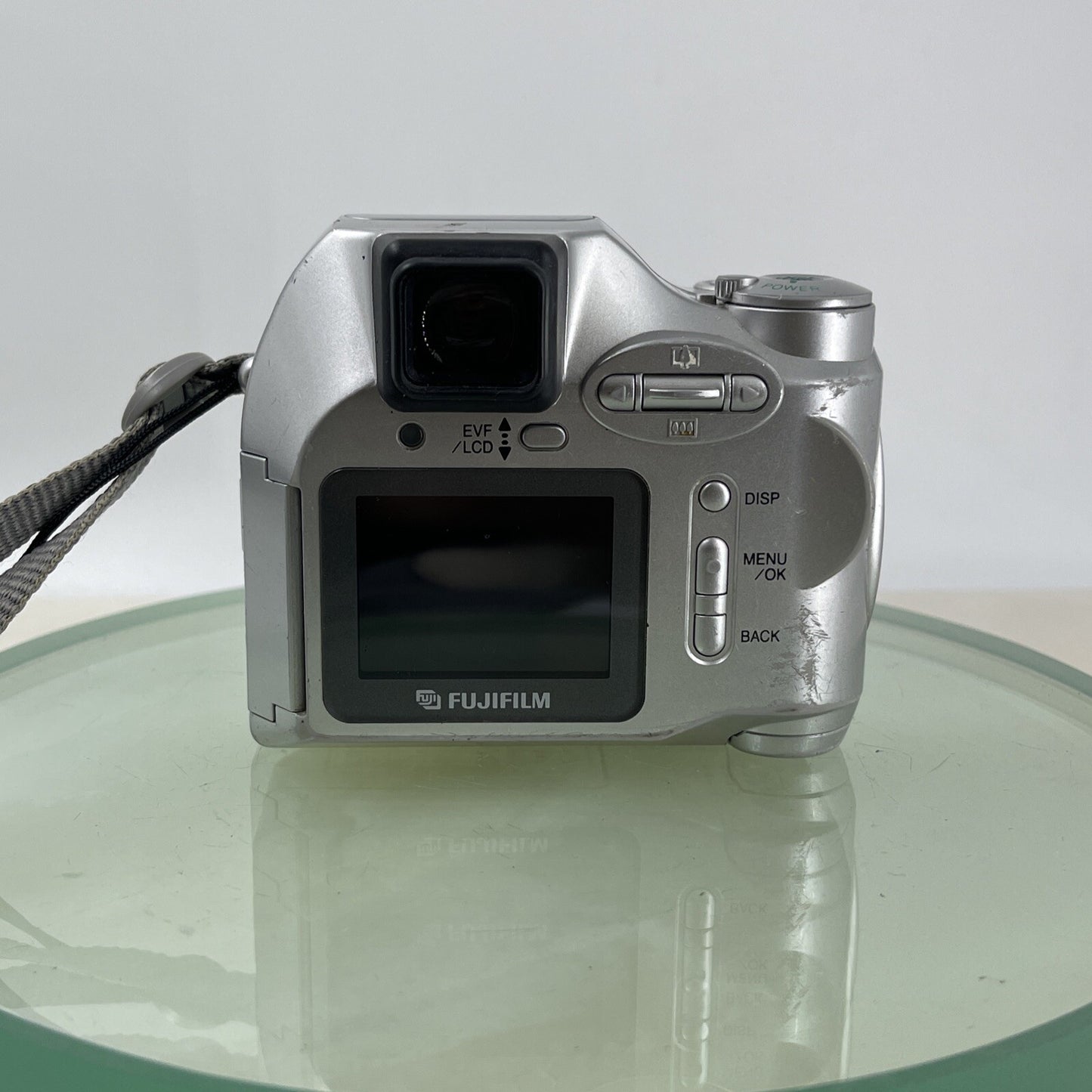 Fujifilm FinePix 2800 Zoom 2.0MP Compact Digital Camera Silver Tested #8344