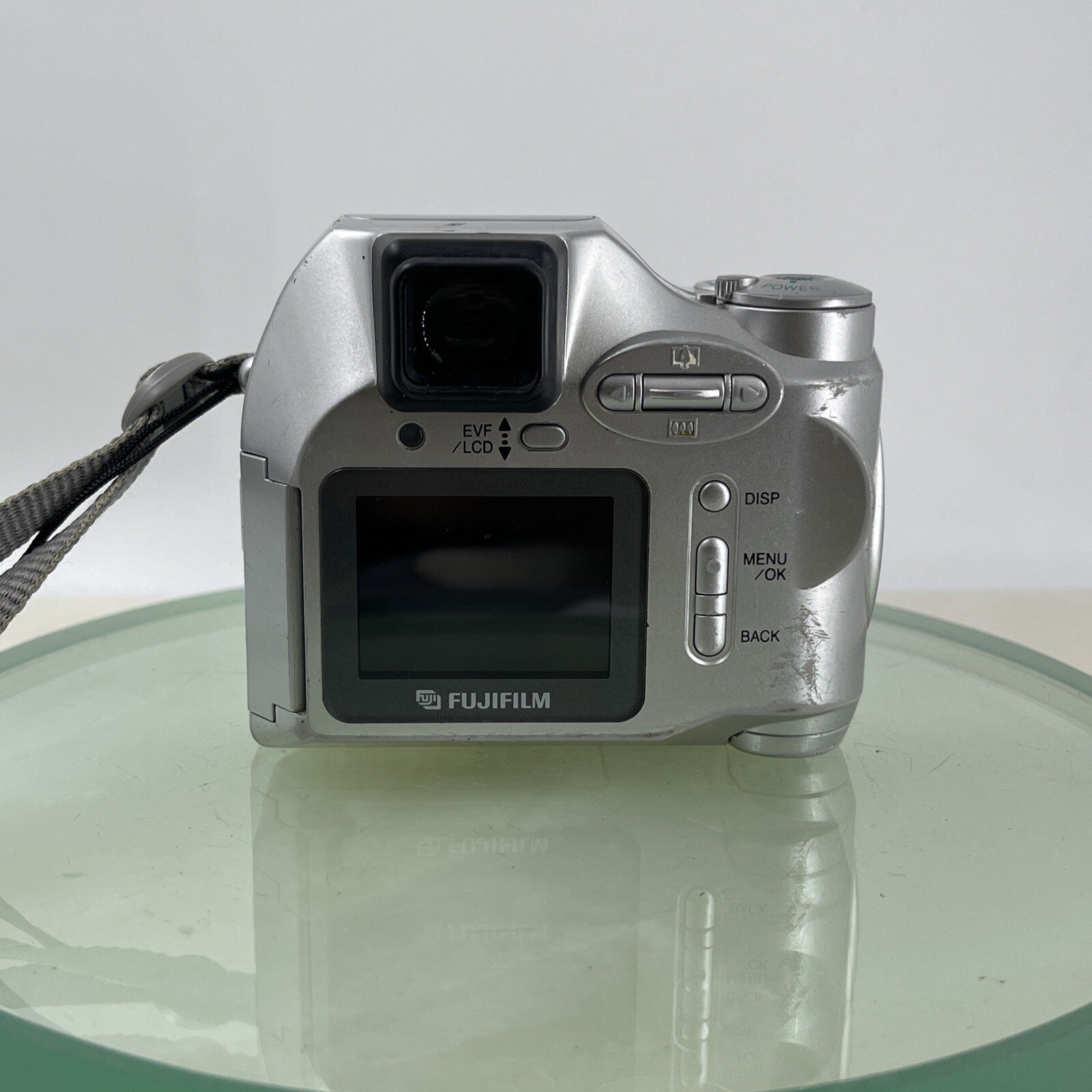 Fujifilm FinePix 2800 Zoom 2.0MP Compact Digital Camera Silver Tested #8344